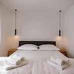 Penthouse With View In City Center