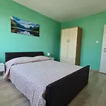 Miro Apartment