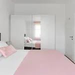 Tonina - House With Terrace, Jacuzzi, Free Parking