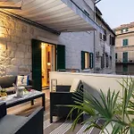 Camellia- Cozy Apartment
