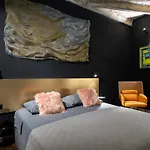 Booza 69 Luxury Rooms