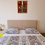 Downtown Apartment Nora