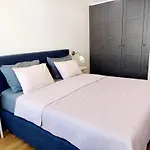 Comfort 2 Bedroom Apartment 10Min Walk From Center And Beach