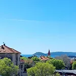Comfort 2 Bedroom Apartment 10Min Walk From Center And Beach