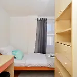 Apartment Bacvice Near The Beach