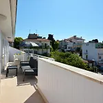 Apartment Bacvice Near The Beach