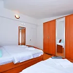 Apartment Bacvice Near The Beach