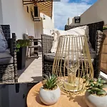 Luxury Apartment Nuneni