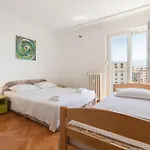 Apartment Dionis