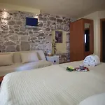 Authentic Luxury Rooms