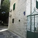 Apartments Johnny Split Croatia With Hot Tub