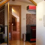 Split Artistic Apartments