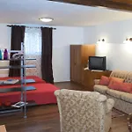 Apartments Miranda
