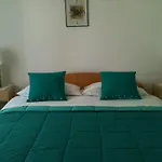 Rooms In The Palace