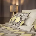 Apartment Aspalathos Centar - City Center, A Few Minutes\' Walking Distance To The Unesco Palace, Parking Lot In Front Of The Apartment