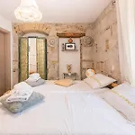 Kovacic Rooms