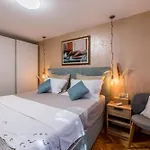 Olive Shade - Apartment Near The Beach