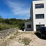 Luxury Apartment Nano Split