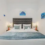 Tango Luxury Rooms