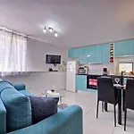 Stone House Varos Apartments