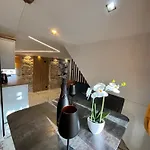 Vale