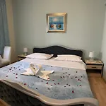 Vs Rooms
