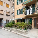 Studio Apartment Adrian