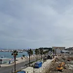 Marinaview City Center Apartment