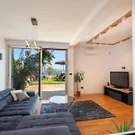Royal Lux Residence