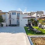 Royal Lux Residence
