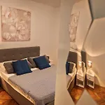 Apartment Pape