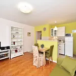 Apartments Zoran