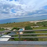 Sea View Apartment With Swimming Pool Near Beach