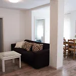 Apartments & Rooms Toni