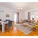 Peristil Loft