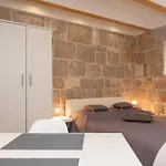Korda Beach Apartment