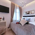Via Porto Rooms