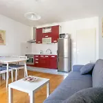 Apartments With Wifi Split - 21345