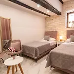 Luxury Room Adam In The Center Of Old Town