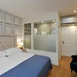 The Duke Luxury Rooms