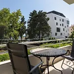 Green Park Luxury Rooms