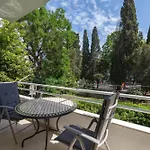 Green Park Luxury Rooms
