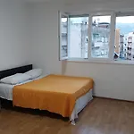 Room With Private Toilet And Terrace In City Center In Shared Apartment