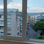 Room With Private Toilet And Terrace In City Center In Shared Apartment