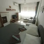Marino - Sweet Comfort Apartment In City Center
