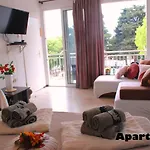 Sunshower Apartment And Studio
