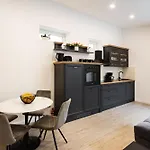 Luxury City Center House