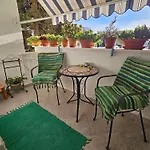 Apartment With Balcony Red Rose