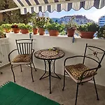 Apartment With Balcony Red Rose