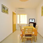 Apartments Stobrec